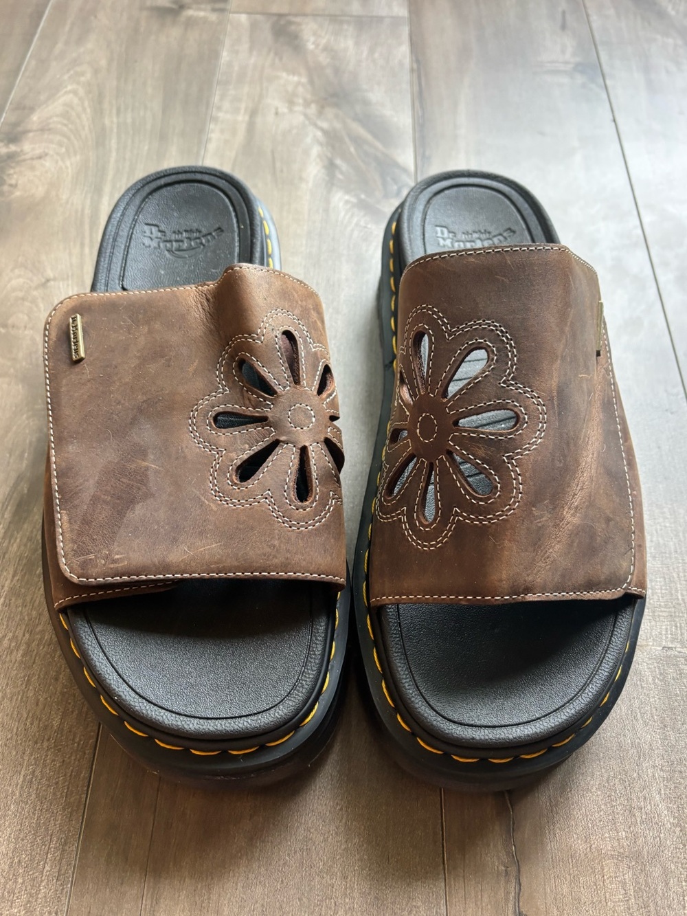 Dr. Martens Zebzag Brown Leather Flower Slide Sandal Men’s 13 NWOT